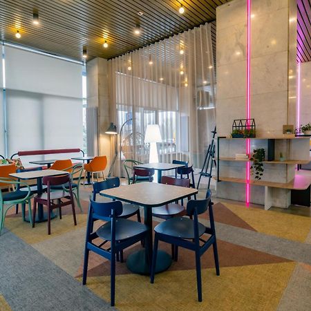 Chillout Dorm Poznan Aparthotel Exteriör bild